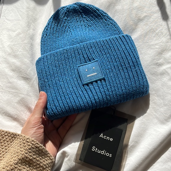 NWT Acne Studios Wool Beanie - Picture 2 of 3